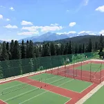 Grand Stasinda Bal Sylwestrowy Animacje Impreza Integracyjna Dwa Posiłki Bogaty Bufet Baseny Kręgielnia Grota Sauny Squash Siłownia Place Zabaw Widoki 1000mnpm 3* Bukowina Tatrzańska