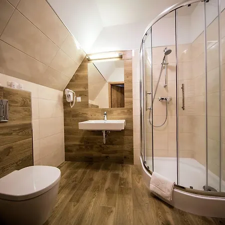 Grand Stasinda Bal Sylwestrowy Animacje Wlasny Stok Dwa Posilki Bogaty Bufet Baseny Kregielnia Grota Sauny Squash Silownia Place Zabaw Widoki 1000mnpm Resort Bukowina Tatrzańska