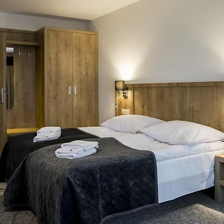 Resort Grand Stasinda Bal Sylwestrowy Animacje Wlasny Stok Dwa Posilki Bogaty Bufet Baseny Kregielnia Grota Sauny Squash Silownia Place Zabaw Widoki 1000mnpm Bukowina Tatrzańska