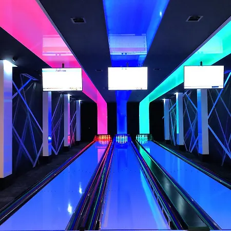 Resort Grand Stasinda Bal Sylwestrowy Animacje Wlasny Stok Dwa Posilki Bogaty Bufet Baseny Kregielnia Grota Sauny Squash Silownia Place Zabaw Widoki 1000mnpm